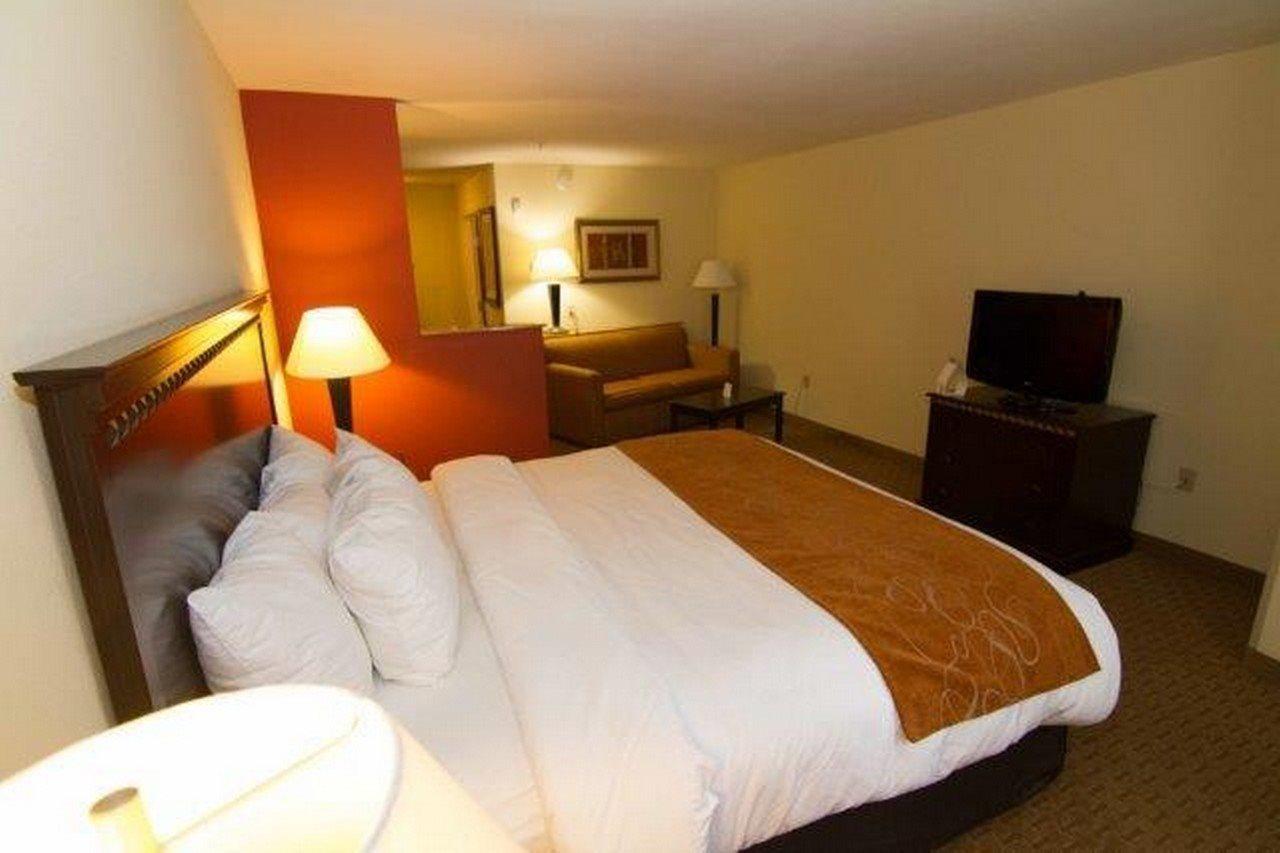 Comfort Suites Cullman I-65 Exit 310 Экстерьер фото