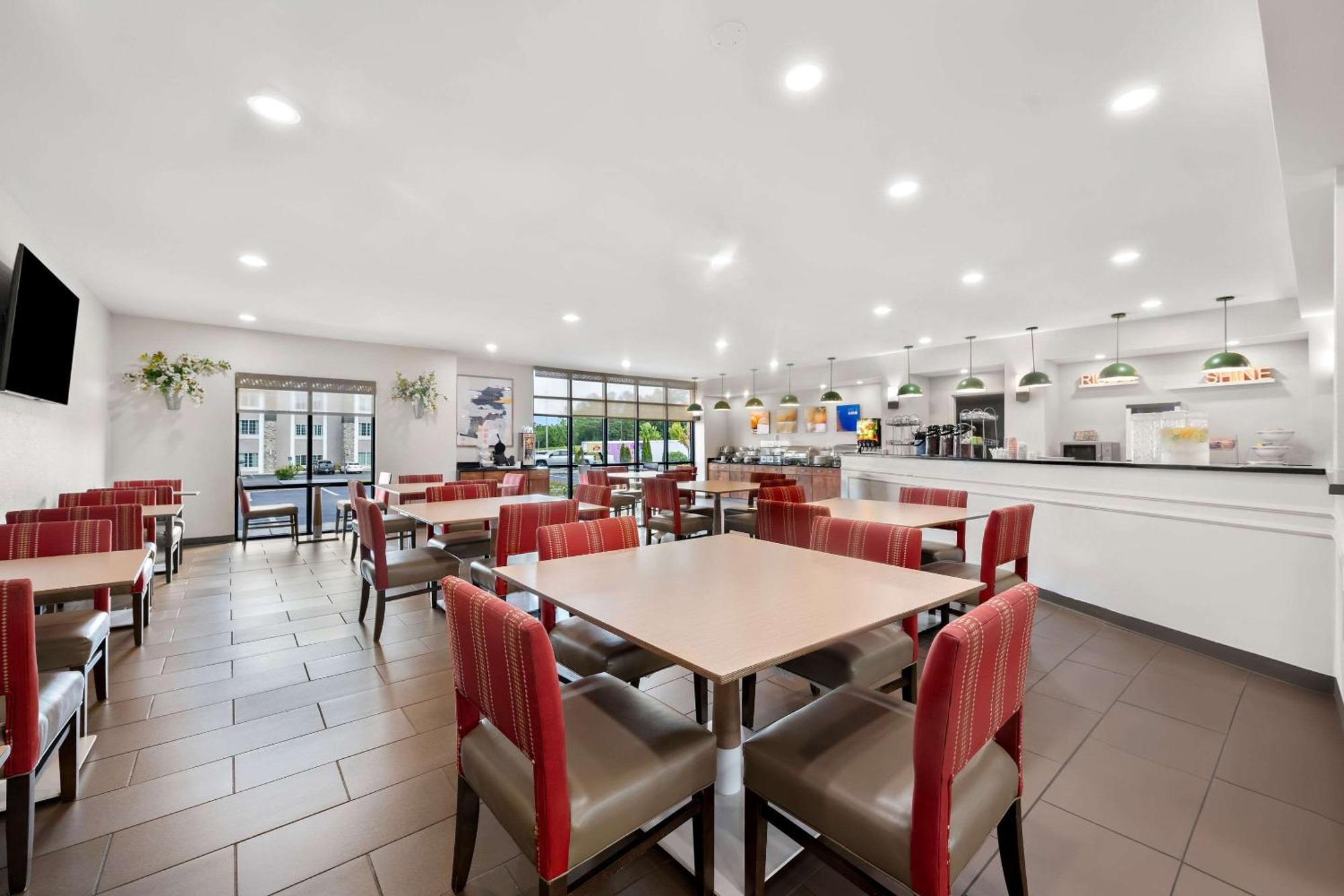 Comfort Suites Cullman I-65 Exit 310 Экстерьер фото
