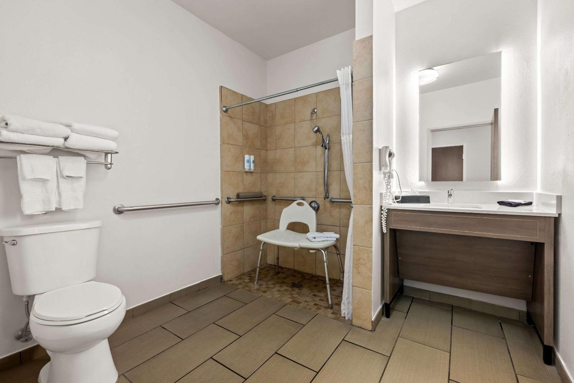 Comfort Suites Cullman I-65 Exit 310 Экстерьер фото