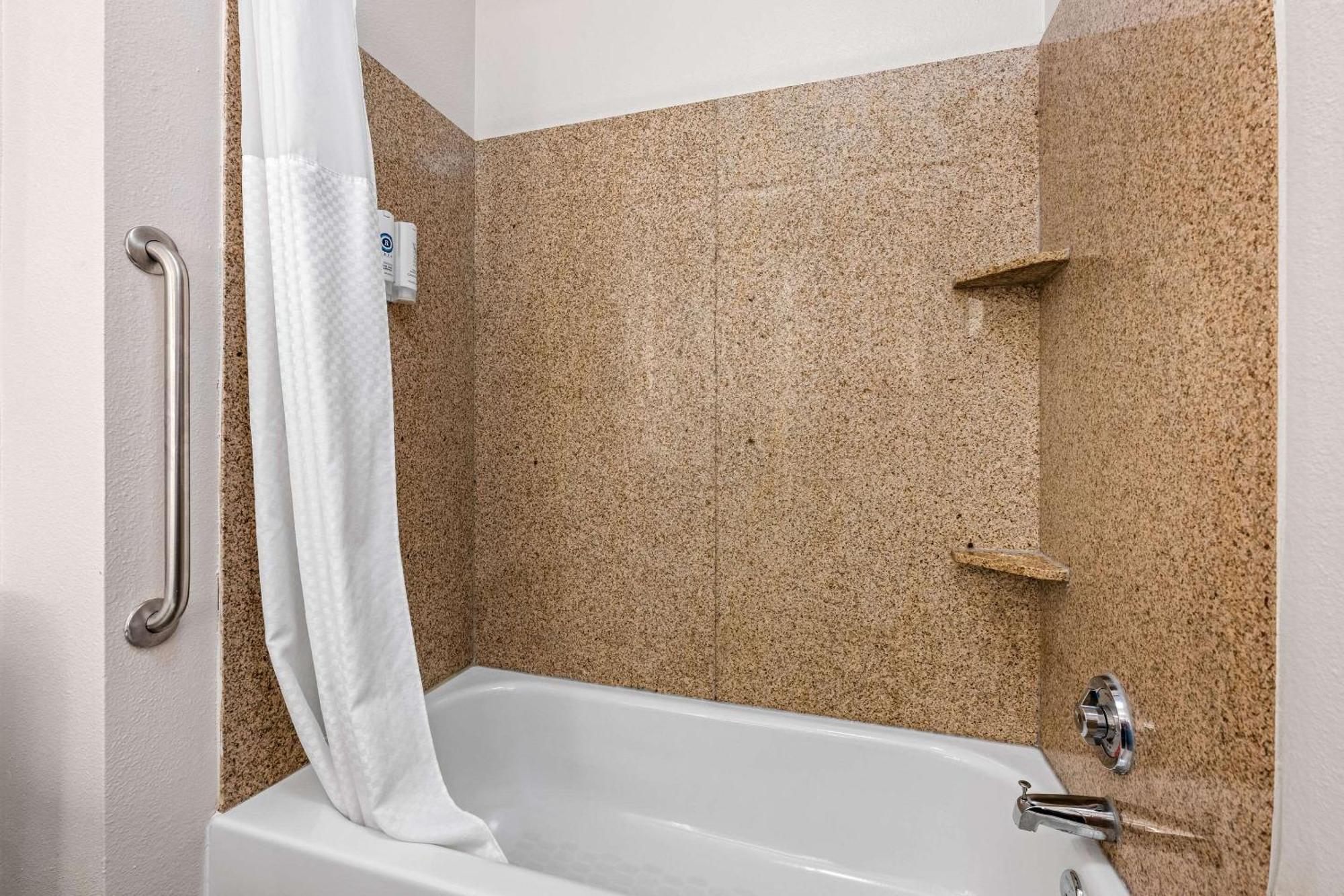 Comfort Suites Cullman I-65 Exit 310 Экстерьер фото